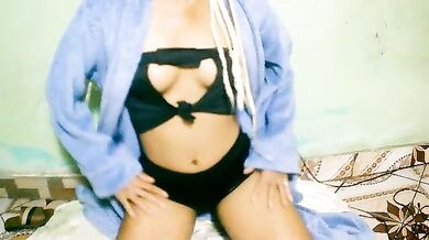 Layllah99 - Porn Video [Cam4]: hard pvt, intense surrender, live cams