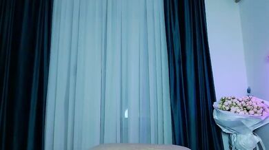 Brenda-M00n - Porn Video [Bongacams]: popular internet personality, radiant muse, voluptuous hips