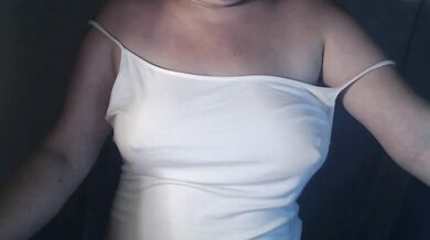 vesna2020 - Porn Video [Bongacams]: alluring enchantress, softcore cam session, toned thighs