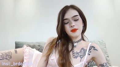 BrokenDoll666 - Porn Video [Bongacams]: lovely derriere, mini live show, shaved