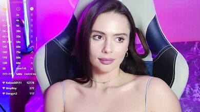 Allla - Porn Video [Bongacams]: nice boobs, archived cam footage, toned abs