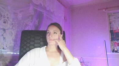 babymuro4ka - Porn Video [Bongacams]: dazzling diva, luscious glutes, webcam snapshot