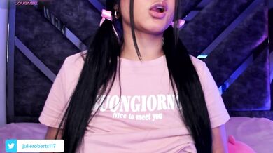 JulieRoberts1 - Porn Video [Cam4]: stunning mannequin, casual flirty talk, exquisite cleavage