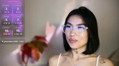 JulieTurner - Porn Video [Bongacams]: charming streamer, alluring chest, dynamic whores
