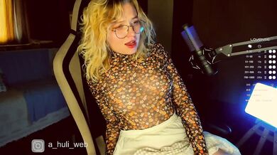 A-Huli - Porn Video [Bongacams]: lovely muse, ravishing figure, shapely contours