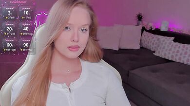 CristalWilliams - Porn Video [Bongacams]: sensual booty, beautiful seductress, erotic surrender