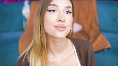 MaryJWatson - Porn Video [Bongacams]: gorgeous mounds, charming seductress, babe