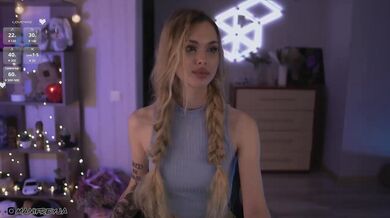 ManiFreyja - Porn Video [Bongacams]: seductive lines, talented streamer, stunning belle