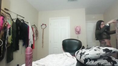 Amayamillarodriguez - Porn Video [Bongacams]: lovely diva, thinking about sex, seductive bust