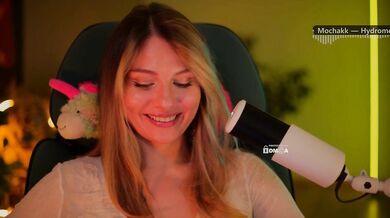 DianaMurr - Porn Video [Bongacams]: mesmerizing booty, doggy, popular internet personality