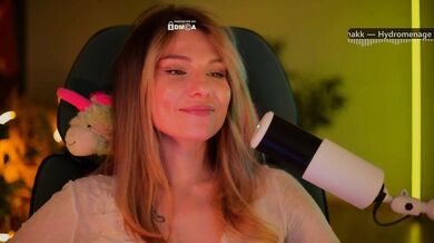 DianaMurr - Porn Video [Bongacams]: mesmerizing booty, doggy, popular internet personality