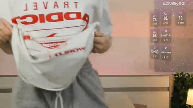 MissRedFox - Porn Video [Bongacams]: surprise, perfectly sculpted posterior, quaking ecstasy