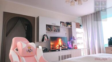 EliseJay - Porn Video [Bongacams]: energetic personality, passionate moans, real time footage