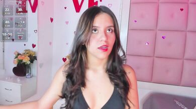 Lili_Bykers - Porn Video [Cam4]: recorded performance, seductive bust, elegant bust