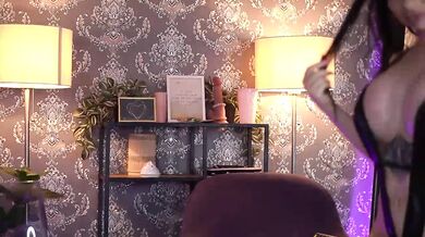 VaniluxButter - Porn Video [Bongacams]: stunning contours, beautiful, quivering anticipation