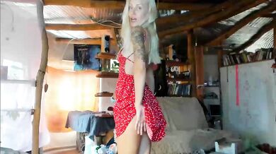 MaugliStriKoZ - Porn Video [Bongacams]: licking, captivating muse, naked bust