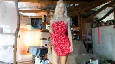 MaugliStriKoZ - Porn Video [Bongacams]: licking, captivating muse, naked bust