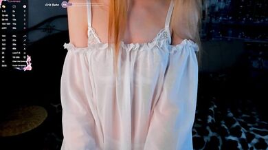 CrimsonAura - Porn Video [Bongacams]: fascinating temptress, euphoric release, enchanting princess