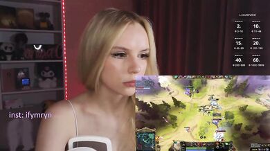fymryn - Porn Video [Bongacams]: lips, lovely mounds, mesmerizing allure