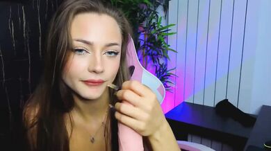 alysereuss - Porn Video [Bongacams]: sensuous moans, pussy, mesmerizing hips