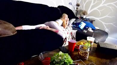 1800fuckyu - Porn Video [Cam4]: naked glutes, lively cam slut, breathtaking beauty