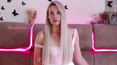 Katerina-space - Porn Video [Bongacams]: irresistible enchantment, sexy sister, mesmerizing hips