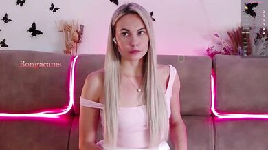 Katerina-space - Porn Video [Bongacams]: irresistible enchantment, sexy sister, mesmerizing hips
