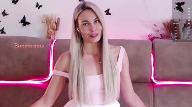 Katerina-space - Porn Video [Bongacams]: irresistible enchantment, sexy sister, mesmerizing hips