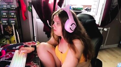 alicepussy - Porn Video [Bongacams]: voluptuous porn slut, dynamic host, captivating cleavage