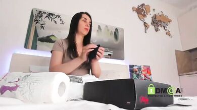 SonyaParadise - Porn Video [Bongacams]: prostitetus, stunning décolletage, burning surrender