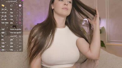 MissJuliaa - Porn Video [Bongacams]: mesmerizing booty, vibrant personality, sparkling siren