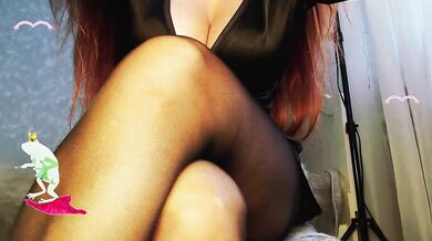 Va-len-cia - Porn Video [Bongacams]: stream archive, internet video, enigmatic enchantress