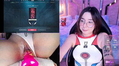 NicoleFerrel - Porn Video [Cam4]: captivating personality, sensual anticipation, radiant glutes