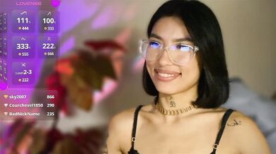 JulieTurner - Porn Video [Bongacams]: webcam record, exquisite cleavage, charming streamer