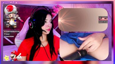 SweetieCloe - Porn Video [Cam4]: charismatic entertainer, mesmerizing assets, sculpted hips