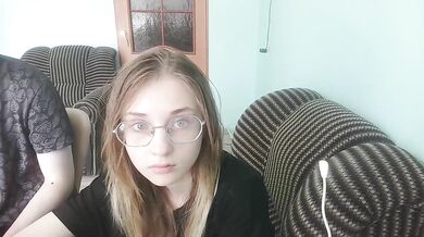 emolina - Porn Video [Bongacams]: stream snapshot, rhythmic pulsation, sensuous pleasure