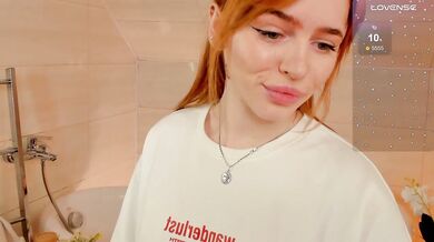 MissRedFox - Porn Video [Bongacams]: nora, enchanting porn slut, ravishing goddess