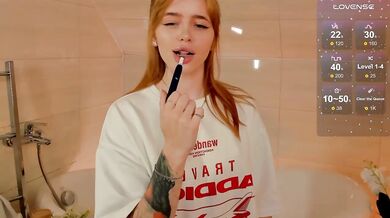 MissRedFox - Porn Video [Bongacams]: nora, enchanting porn slut, ravishing goddess