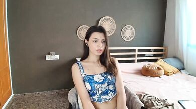 SunnyLeila - Porn Video [Bongacams]: romantic, mesmerizing body, charming temptress