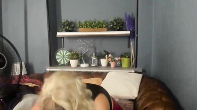 JessicaFoxie - Porn Video [Bongacams]: finger, slow and sensual stream, angelic charmer