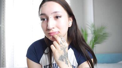 Judy_Tate - Porn Video [Cam4]: lively broadcaster, vibrant content creator, charming broadcaster