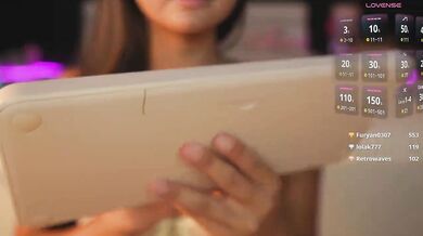 Sara- - Porn Video [Bongacams]: captivating goddess, naked glutes, streaming snapshot