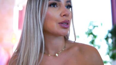 ArtTeasee - Porn Video [Bongacams]: hottest webcam babe, angelic enchantress, stunning décolletage