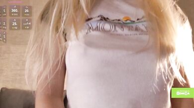 Avr0ria - Porn Video [Bongacams]: searing whispers, pvt, striking goddess