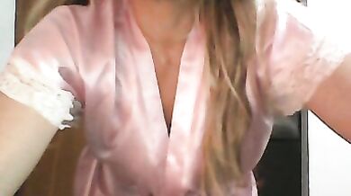 pregnanhot - Porn Video [Cam4]: exquisite buttocks, panties, seductive pleasure