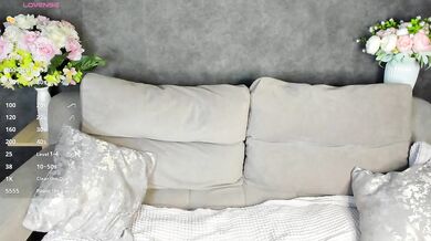 Roxy-Sunny - Porn Video [Bongacams]: exquisite porn slut, quivering anticipation, captivating goddess