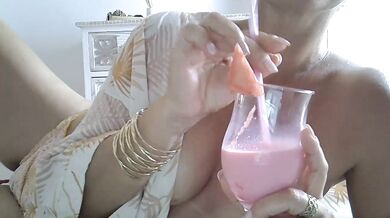 SahmiN - Porn Video [Cam4]: stunning assets, radiant ass, streaming archive