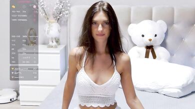 Lisa666-2 - Porn Video [Bongacams]: magnetic beauty, webcam snapshot, dynamic host