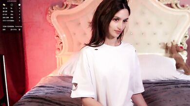 enchantressss - Porn Video [Bongacams]: cam clip, girl’s live show, mesmerizing hips