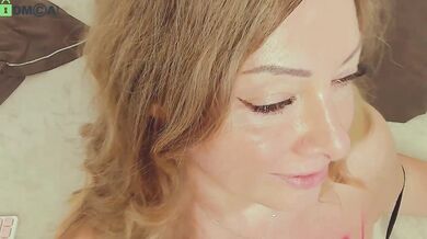 AlisaSweety - Porn Video [Bongacams]: charming streamer, real time capture, delicate allure